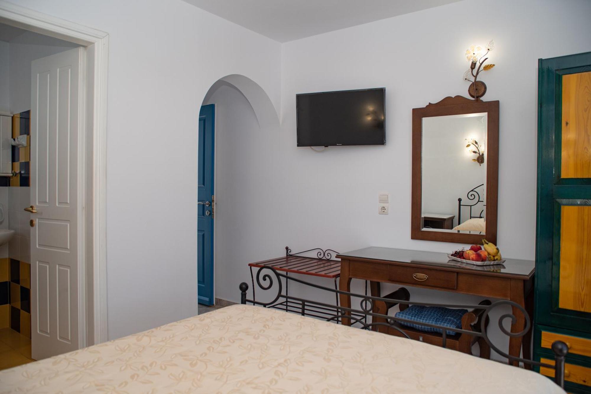 Aparthotel Deep Blue à Ágios Prokópios Extérieur photo