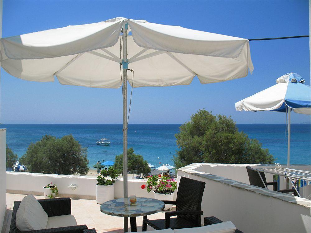 Aparthotel Deep Blue à Ágios Prokópios Extérieur photo